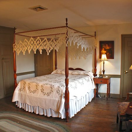 Whitehall Mansion Mystic Luaran gambar